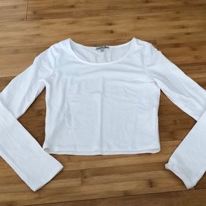White long sleeve crop top